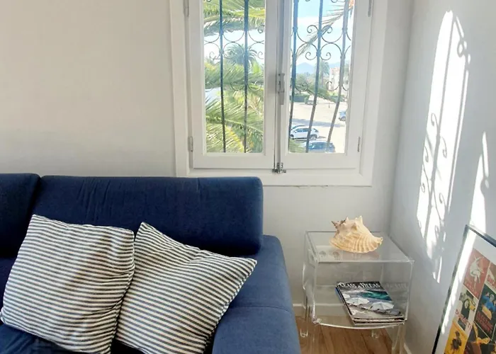 Coqueto Marinas Денія